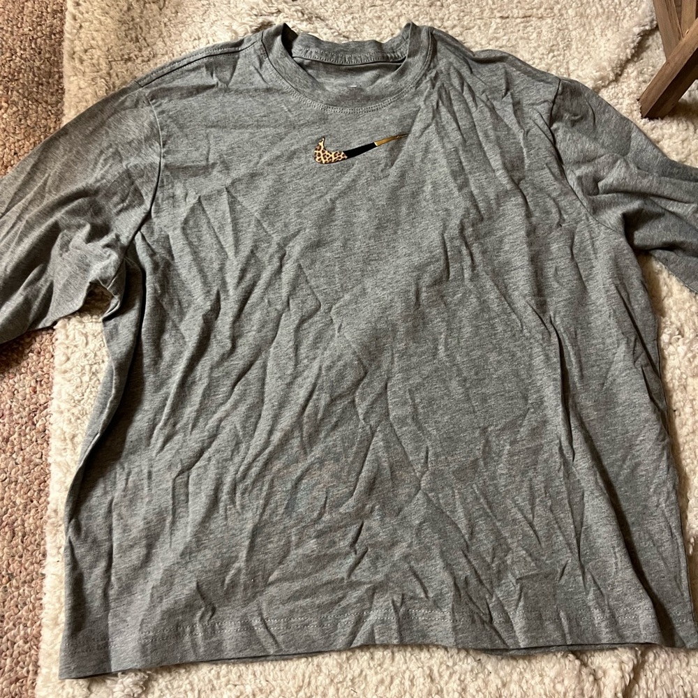 Women’s Gray Nike Long Sleeve